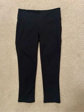 Fabletics Black Capri High Waisted Leggings